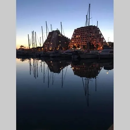 Vue Imprenable Sur Le Port, Proche Plages ! Apartment